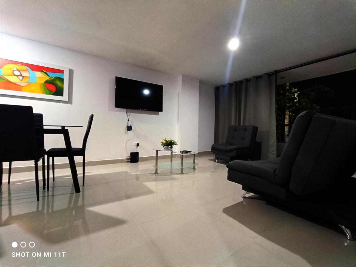 Apartamento Amplio En * Medellin