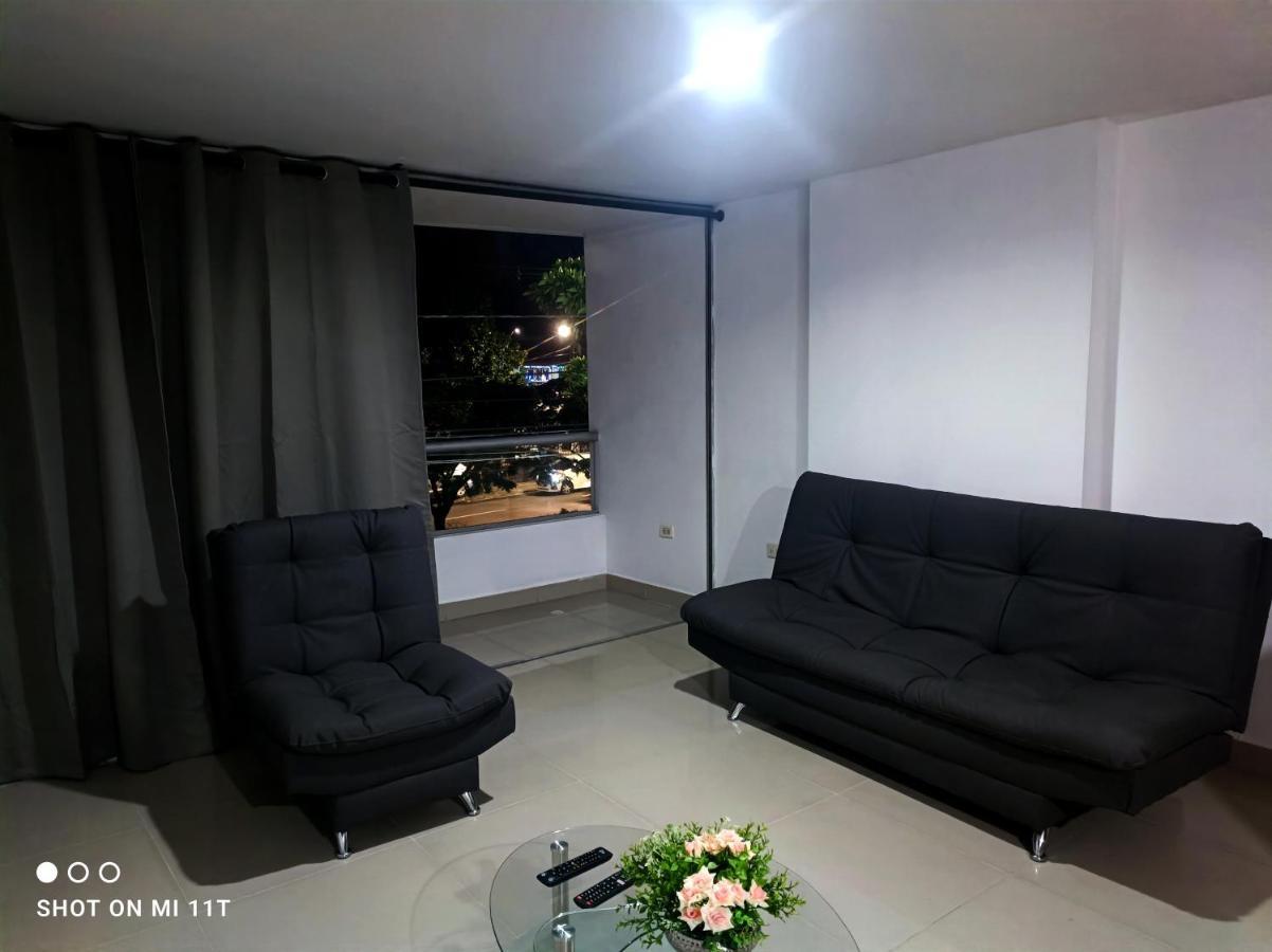 Apartamento Amplio En * Medellin